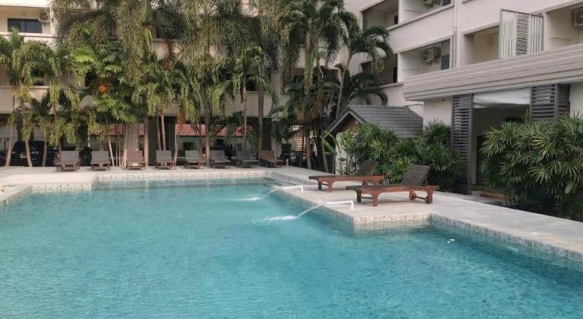 The Zen Hotel Pattaya Buitenkant foto