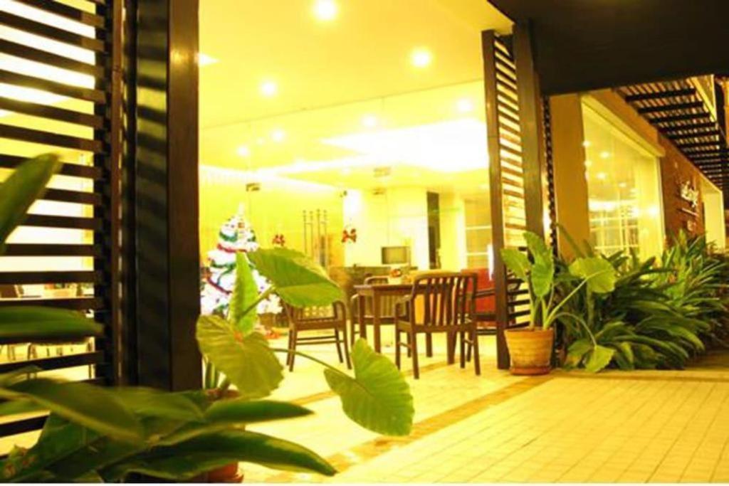 The Zen Hotel Pattaya Buitenkant foto
